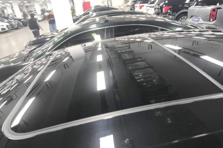 Used Hongqi H9 2020 3.0T Smart Connect Flagship Edition Roof