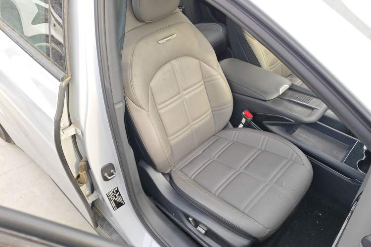 Used Hongqi EH7 2024 690 Pro