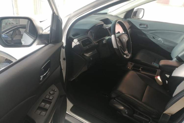 Used Honda CR-V 2016 2.0L Two-Wheel Drive Classic Edition