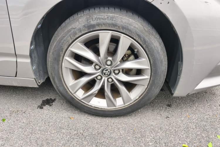 Used Toyota Avalon 2019 2.5L Ambition Version China VI Standard