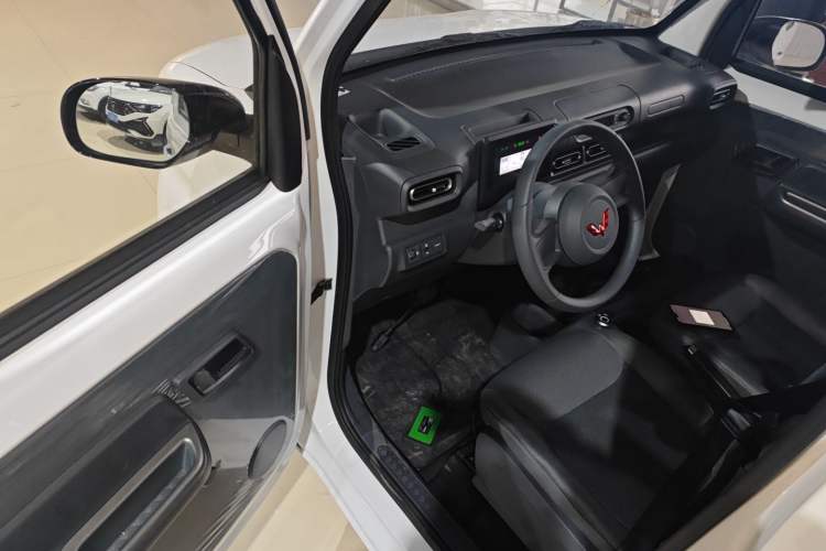 Used Wuling Zhiguang New Energy 2025 Standard Model