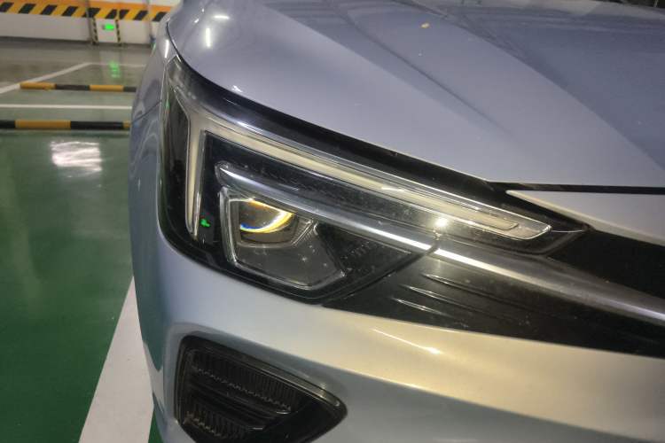 Used Rising ER6 2021 New Dynamic Edition 520km Smart Leading Version
