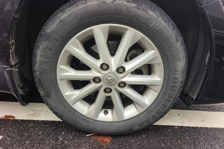 Used Toyota Camry 2016 2.0G 10th Anniversary Leading Edition
