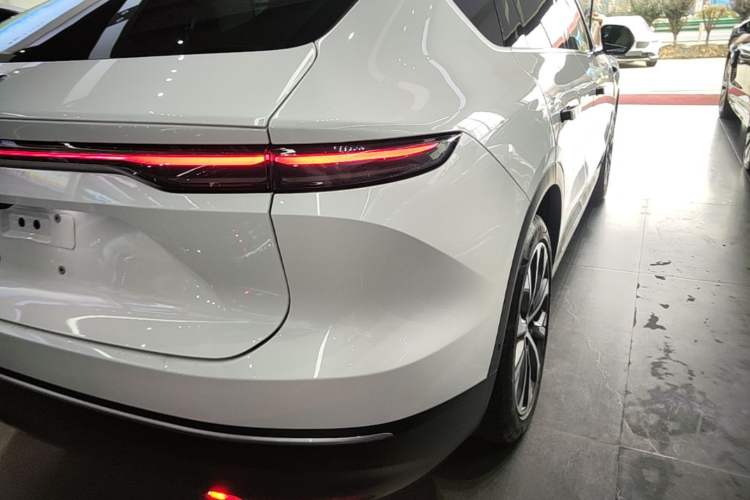 Used Nio EC7 2023 75 kWh