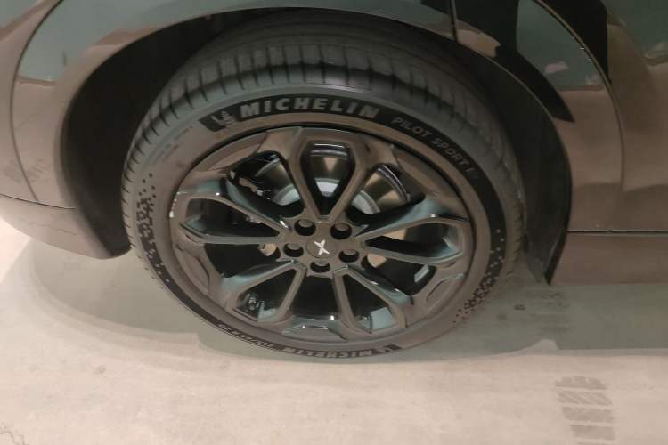 Used XPeng G6 2025 625 Long-Range Max Flagship Edition
