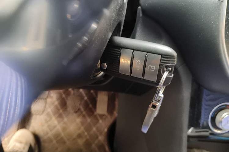 Used Roewe RX3 2018 1.6L Manual Internet Smart Edition
