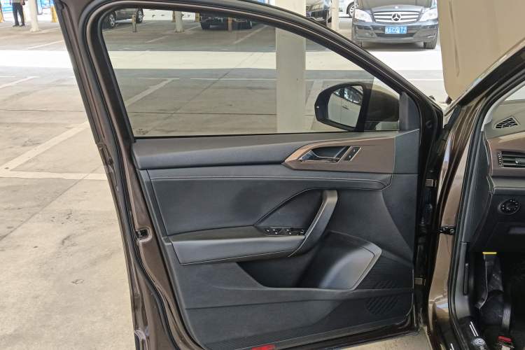 Used Volkswagen Tharu 2019 280TSI Two-Wheel Drive Comfort Edition China V Standard