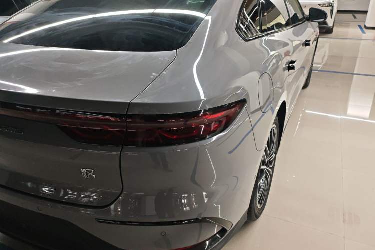 Used BYD Han 2025 EV Intelligent Driving Edition 701KM LiDAR Flagship Model