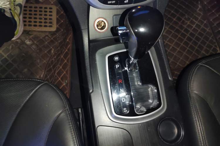 Used GAC Trumpchi GS5 2013 1.8T Automatic Two-Wheel Drive Elite Edition
