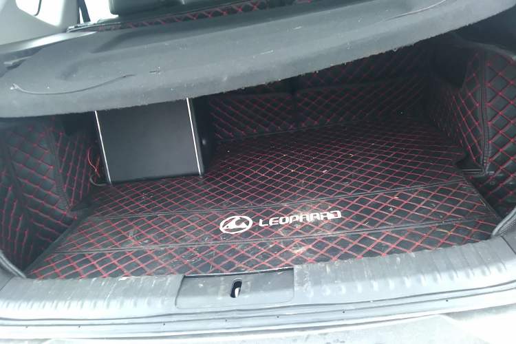 Used Leopaard CS10 2015 2.0T Manual Fashion Edition Trunk