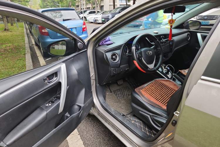 Used Toyota Corolla 2017 Revised Dual-Engine 1.8L E-CVT Leading Edition