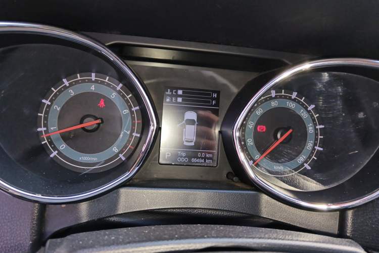 Used Lifan Auto Myway 2017 1.8L Automatic Luxury Model Instrument Cluster