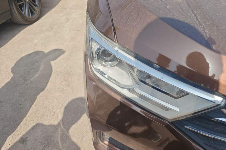 Used Wuling Hongguang 2021 1.5L Revised S Standard Version with Electric Power Steering LAR Right Front Headlight