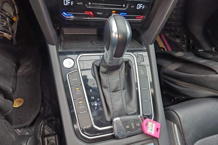 Used Volkswagen Magotan GTE Plug-in Hybrid 2022 GTE Luxury Model