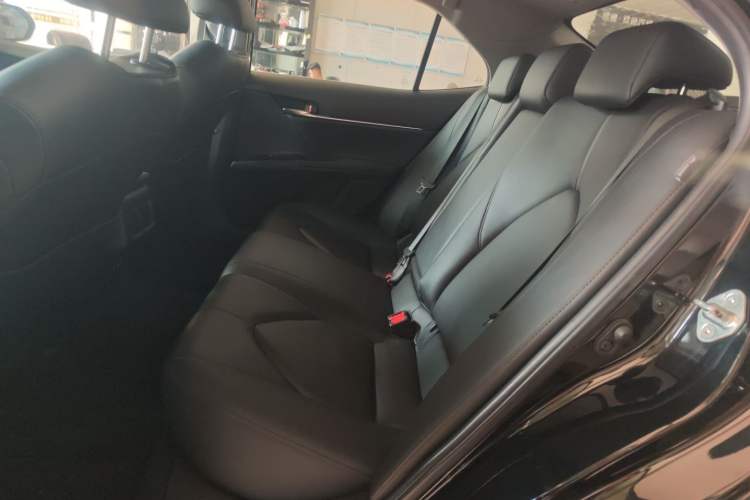 Used Toyota Camry 2019 Revised Version 2.0G Luxury Edition Left Rear Seat