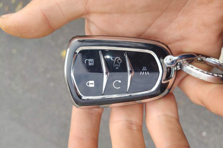 Used Cadillac XT5 2018 25T Luxury Model