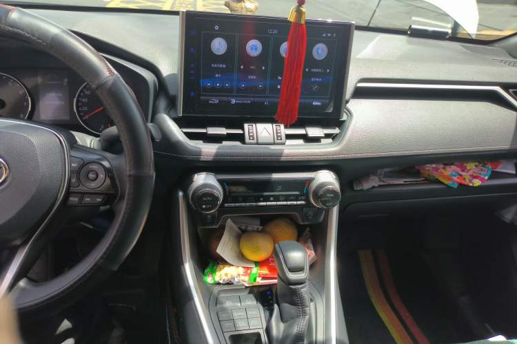 Used Toyota Wildlander 2020 2.0L CVT 4x4 Luxury Edition Audio And AC Panel