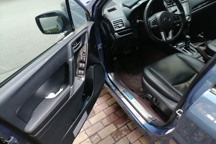 Used Subaru Forester 2016 2.0i Fashion Navigation Edition Driver Seat