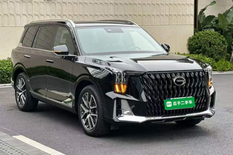 Used GAC Trumpchi GS8 2022 Dual-Engine Series 2.0TM Two-Wheel Drive Prestige Edition (7 Seats)
