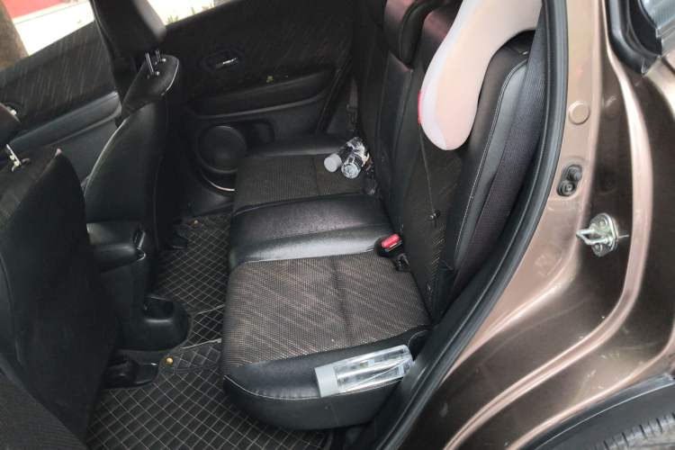 Used Honda XR-V 2015 1.8L EXi CVT Comfort Version
