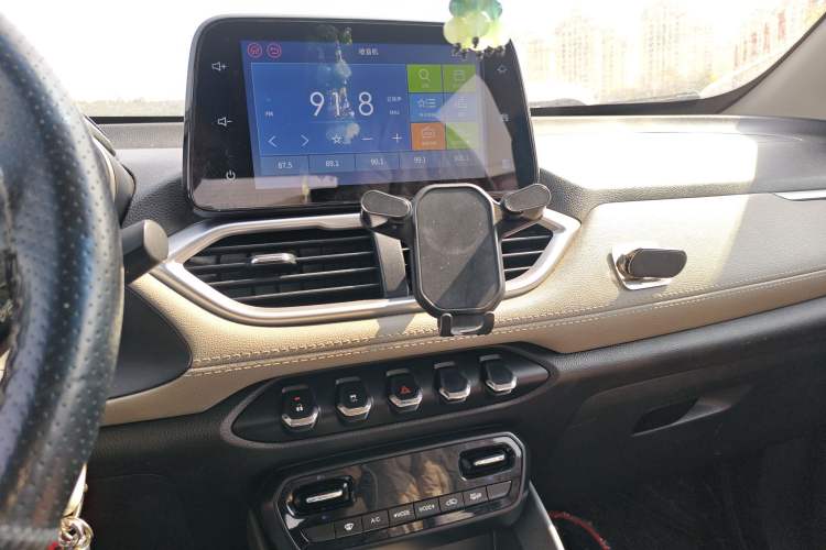 Used Baojun 510 2017 1.5L Manual Fashion Model