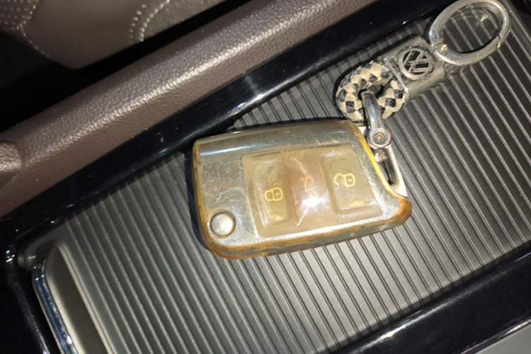 Used Volkswagen Teramont 2019 530 V6 Four-Wheel Drive Prestige Flagship Edition China V Standard Vehicle Key