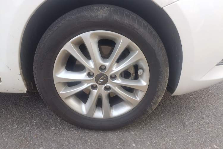 Used Chery Arrizo 7 2013 1.6L Manual Zhi Ling Edition
