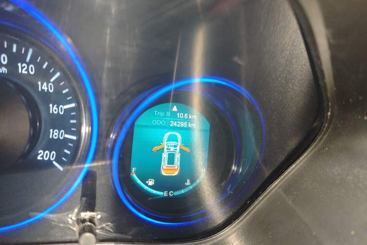 Used HYOSOW S3 2016 S3L 1.5L Manual Prestige Edition Odometer Close Up