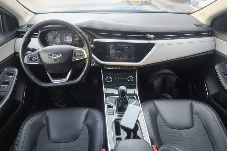 Used Chery Arrizo GX 2019 1.5T Manual New Dynamic Color Version China VI Standard
