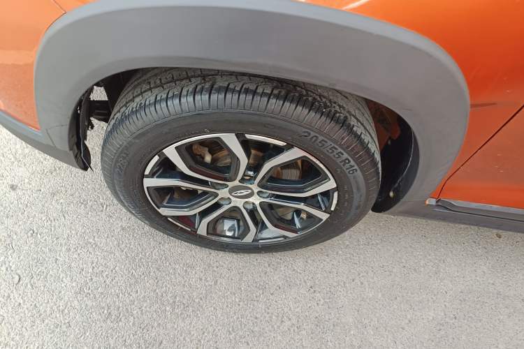 Used Chery Tiggo 3X 2018 1.5L Automatic Elite Edition Left Front Wheel Hub