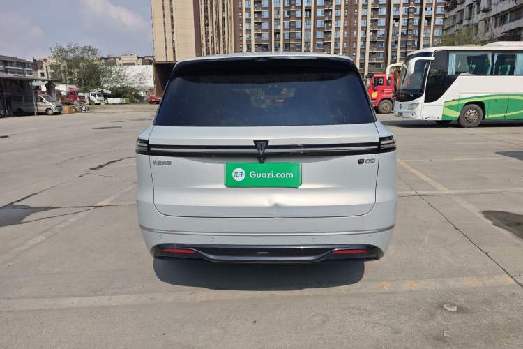 Used Deepal S09 2025 Four-Wheel Drive Ultra+ Custom Edition
