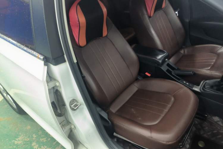 Used Volkswagen Santana 2016 1.6L Automatic Fashion Edition Right Front Seat