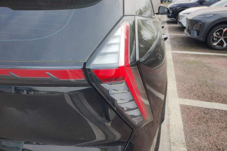 Used Geely Auto FX11 2023 1.5TD DCT Prestige Edition Right Rear Taillight