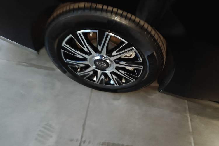 Used GAC Trumpchi E9 2024 E9 Tech Care Edition