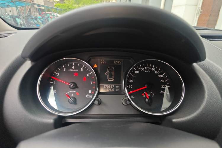 Used Nissan Qashqai 2011 2.0 XL Fire 6MT 2WD
