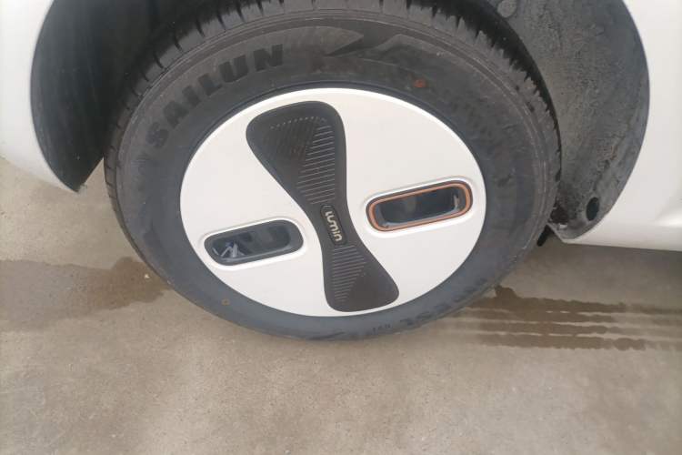 Used CHANGAN NEVO Lumin 2026 Model Treasure Edition 205km Passionate Beige Ningde Right Rear Wheel Hub