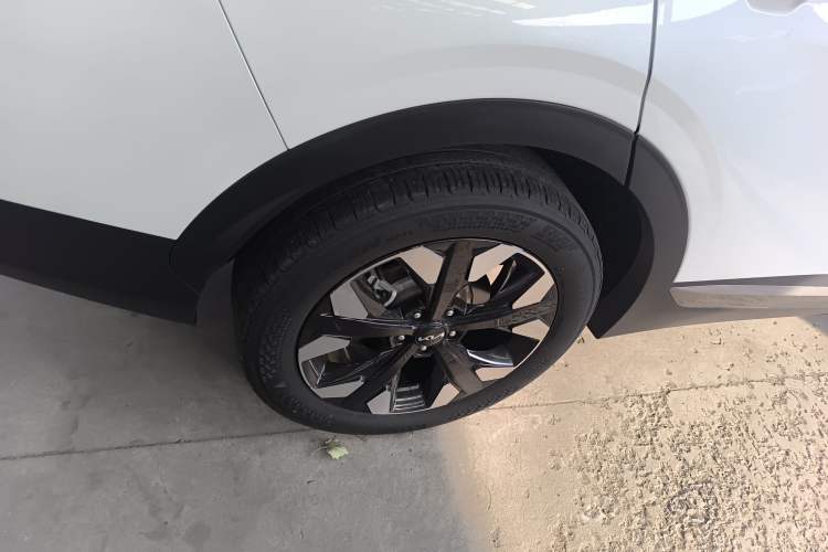 Used Kia Sportage (Chinese Domestic Model) 2023 2.0T Two-Wheel-Drive Prestige Edition
