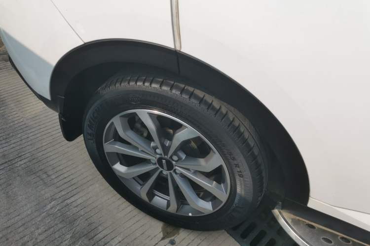 Used Wey VV6 2020 2.0T Two-Wheel Drive Smart Enjoyment+
