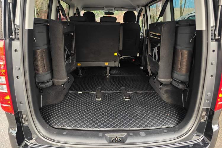 Used JAC Refine M3 2023 1.8L 7/8-Seater Smart Connectivity Version Trunk