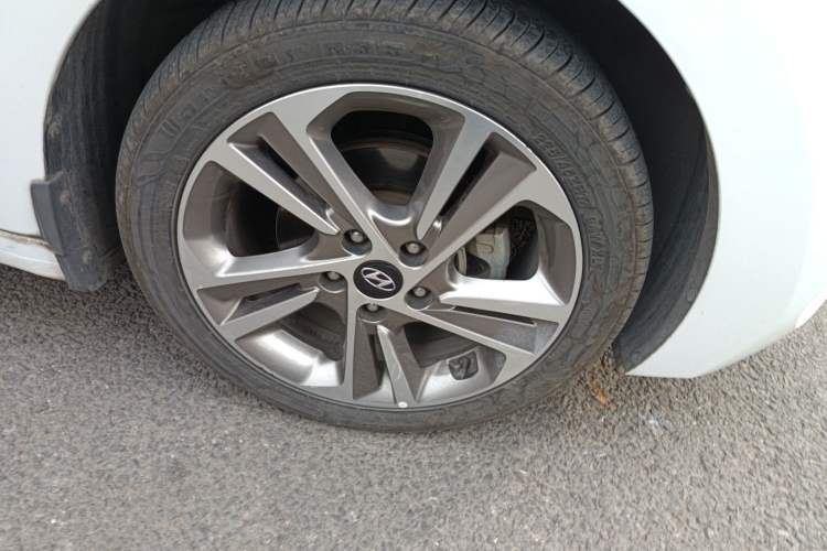 Used Hyundai Elantra (6th Generation / Lingdong) 2016 1.6L Automatic ZhiXuan – Elite Version