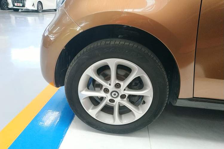 Used smart forfour 2016 1.0L 52 kW Dynamic Edition