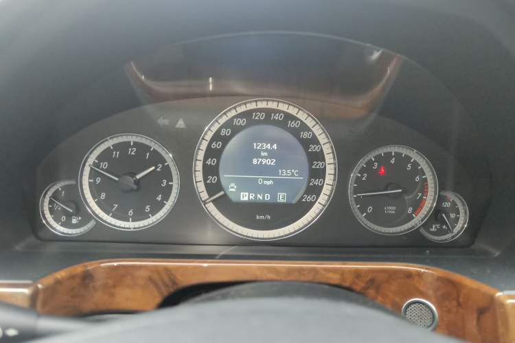 Used Mercedes-Benz E-Class 2010 E 200 CGI Elegant Model