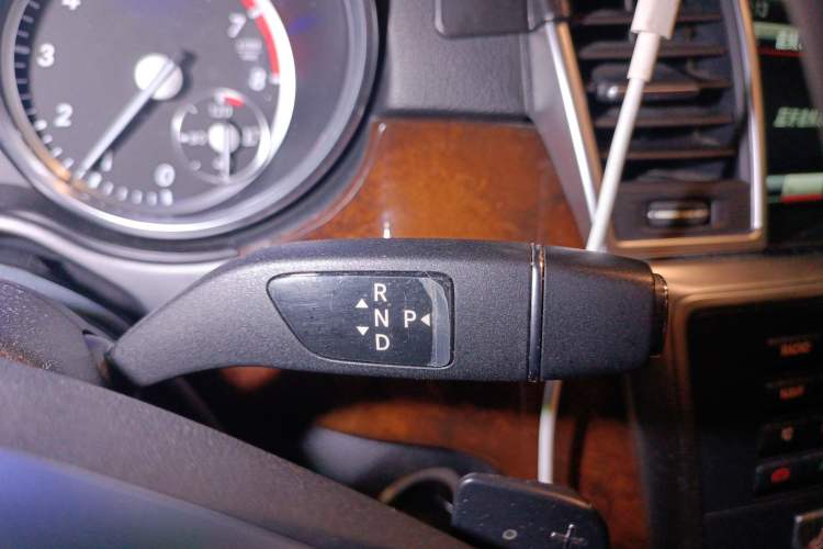 Used Mercedes-Benz M-Class 2012 ML 350 Sport Edition
