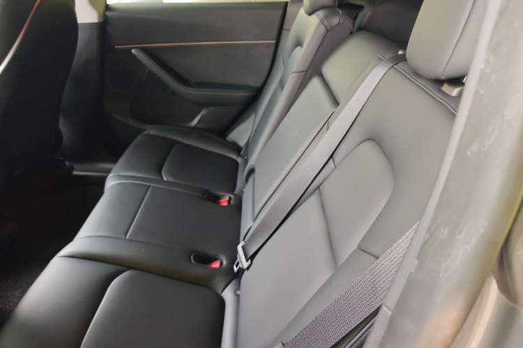 Used Tesla Model Y 2024 Long-Range All-Wheel-Drive Version
