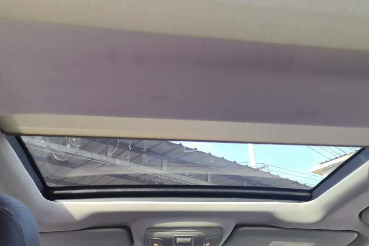 Used Mercedes-Benz M-Class 2015 ML 400 4MATIC Dynamic Model