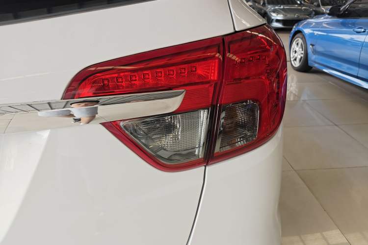 Used Buick Envision 2017 28T Four-Wheel Drive Luxury Model