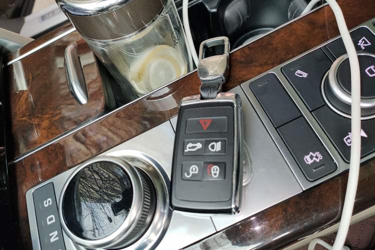 Used Land Rover Range Rover 2021 3.0 L6 Century Extended Classic Edition