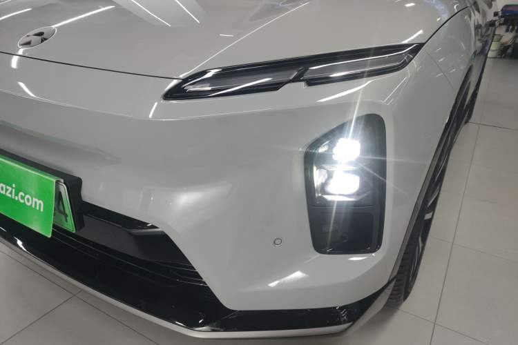 Used Nio EC6 2025 75 kWh