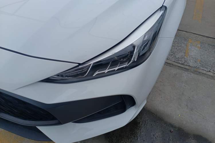 Used MG 5 2022 180 DVVT CVT Youth Style Edition
