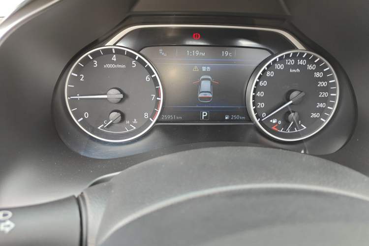 Used Nissan Murano 2015 2.5L XL NAVI Plus Two-Wheel Drive Smart Edition Odometer Close Up